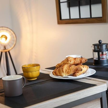 Refuge De L'Ours : T2 Equipe Avec Parking Et Wifi Lägenhet Bagnères-de-Bigorre Exteriör bild